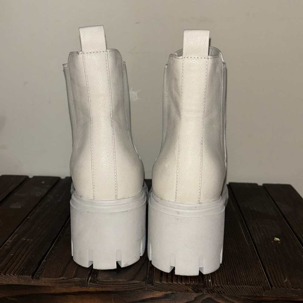 Ivory Booties - Picture 4 of 5